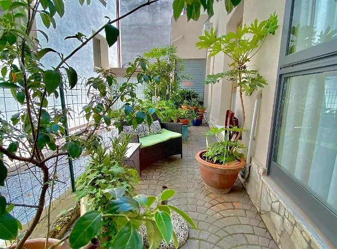Hotell Mirna
