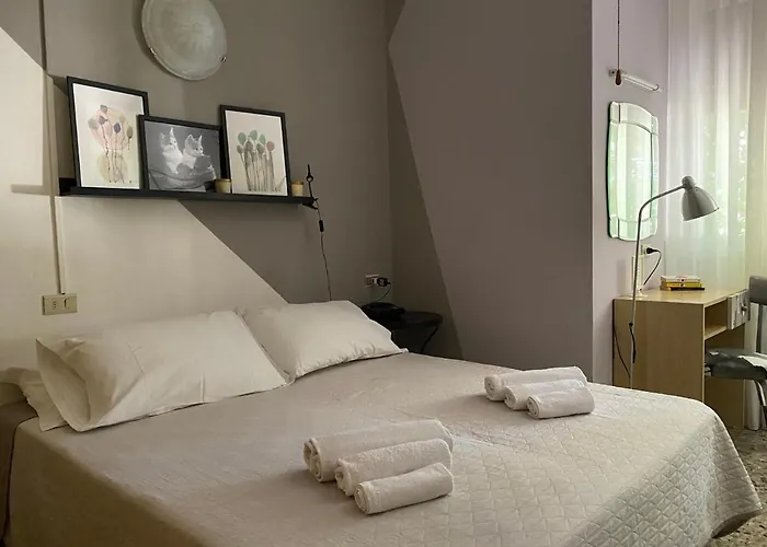 Mirna Hotell Rimini