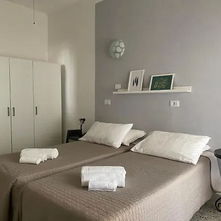 米尔纳别墅酒店 2*