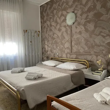 Mirna Hotel