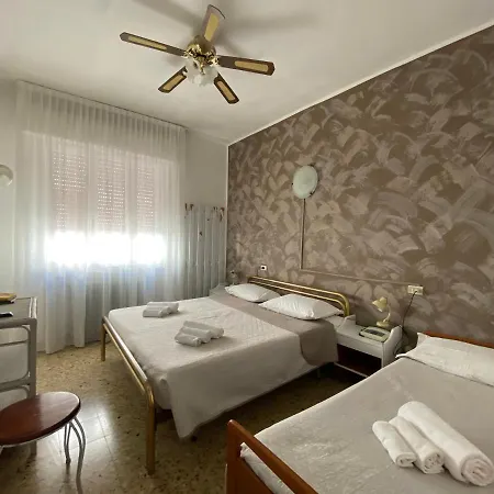 Hotel Mirna Rímini